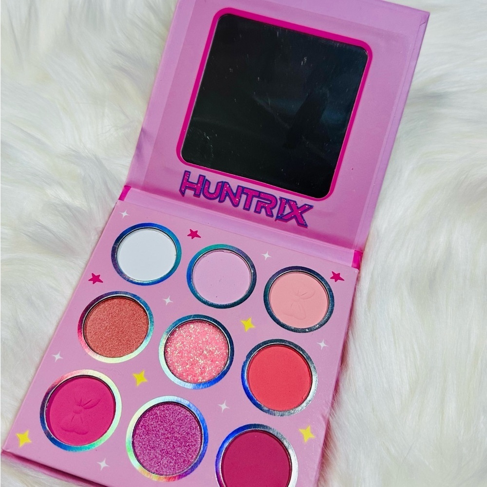 K-pop Demon Hunter Vibrant Eyeshadow Palette - Pink, Red, White